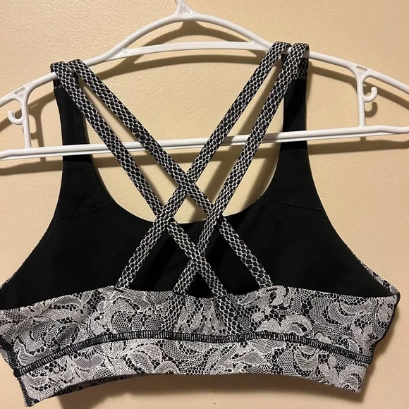Lululemon Energy Bra; lace pattern - Picture 2 of 4